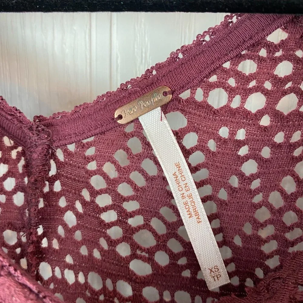 Free People City Girl‎ Bodycon Dress Maroon crochet & lace detail size XS